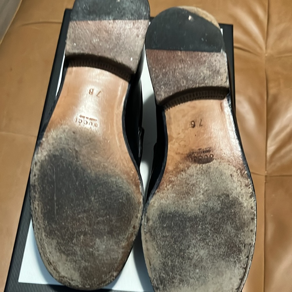 Black Gucci loafers. Silver horsebit buckle - Picture 2 of 3